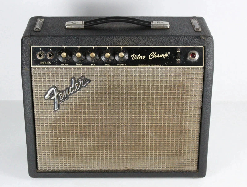 1981-1982-1983 Vintage Fender Vibro Champ Tube Combo Amp Blackface USA 1980s