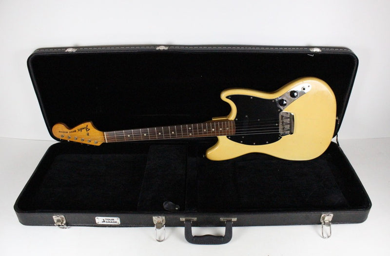 1976 Vintage Fender Musicmaster Guitar Olympic White Blonde All Original ~Rosewood~ USA 1970s CBS