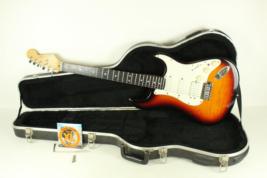 1993 Vintage Fender Stratocaster ULTRA Sunburst AAA Flame Maple Top and Back +OHSC 1990's Strat