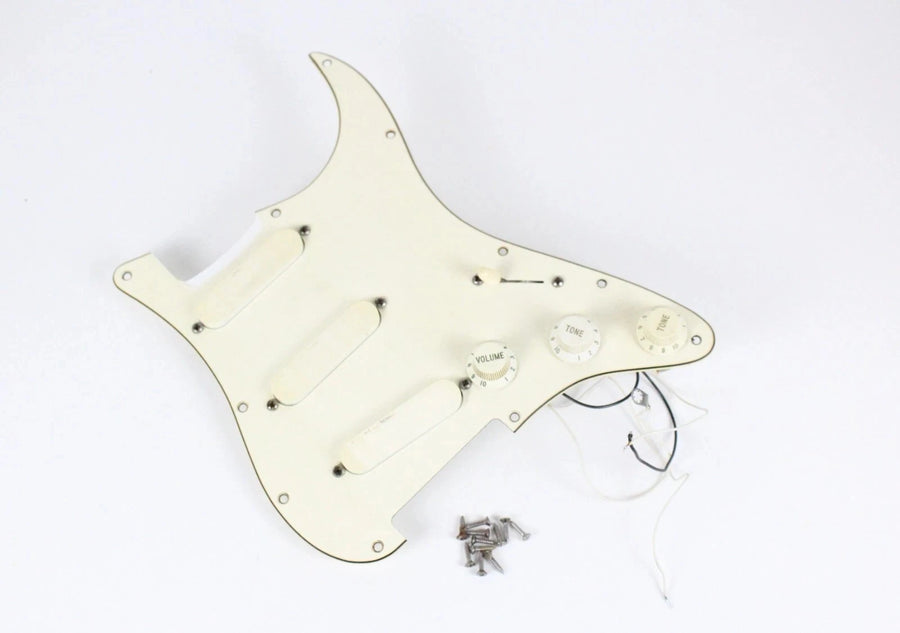 1987 Vintage Fender Stratocaster Plus Loaded PICKGUARD Gold Lace Sensor Pickups USA Strat E4 Series