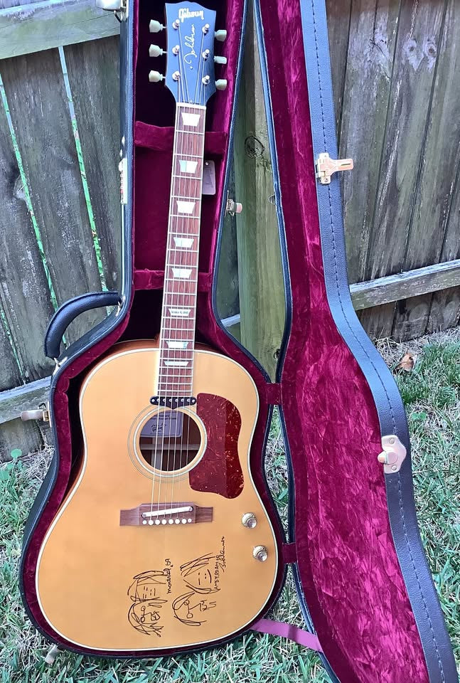 Gibson Lennon J-160E 70th Anniversary 2010 Natural Museum w/COA +OHSC